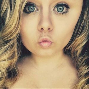 Meet your Posher, Cassy